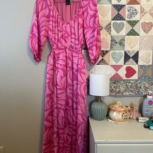 Elegant Pink Patterned Dress